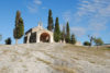 chapelle roman dans le parc naturel régional des Alpilles